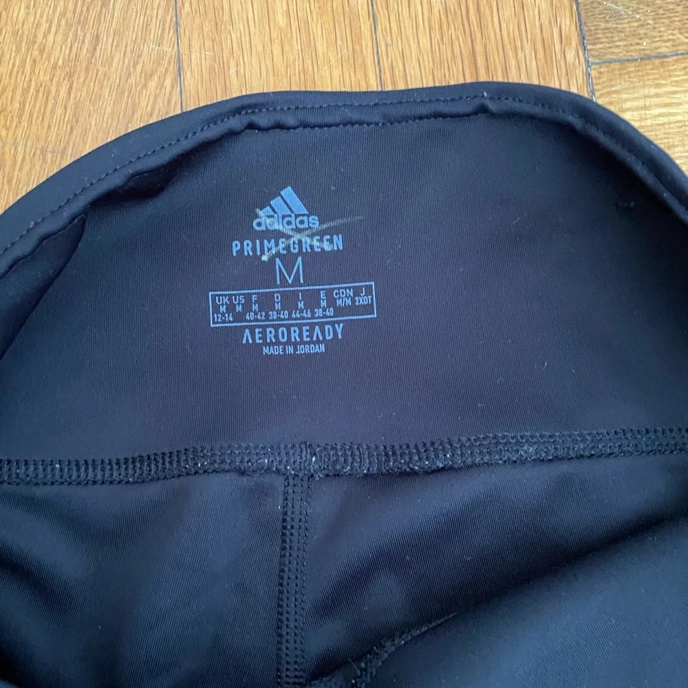 Adidas Black AEROREADY Leggings High Waisted Reflective Stripes Women’s M - Picture 3 of 7